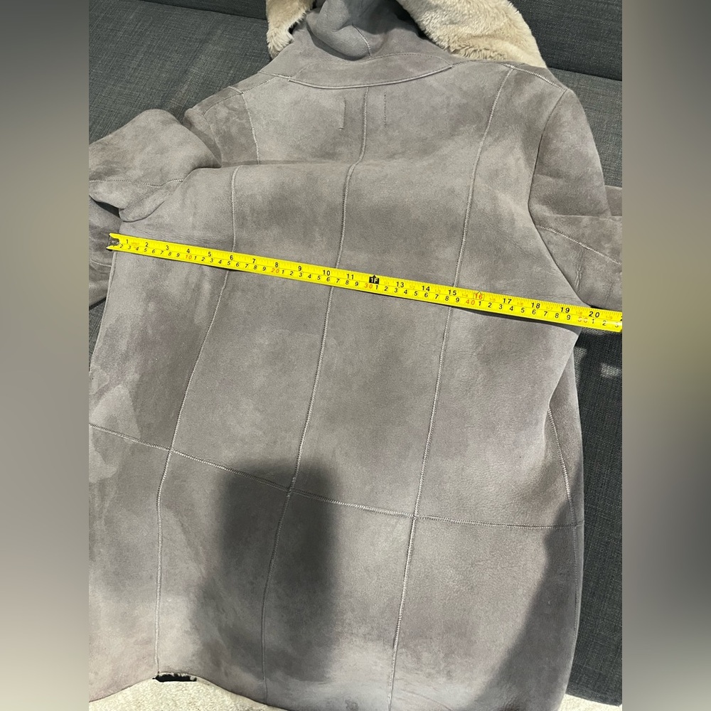 Vince Shearling Coat size M - Picture 13 of 14